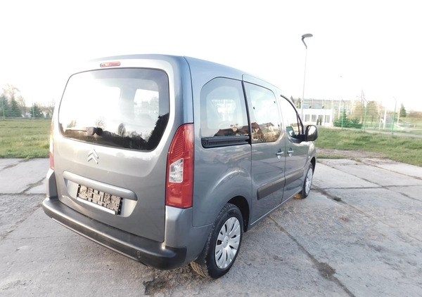 Citroen Berlingo cena 24900 przebieg: 220000, rok produkcji 2009 z Jarosław małe 379